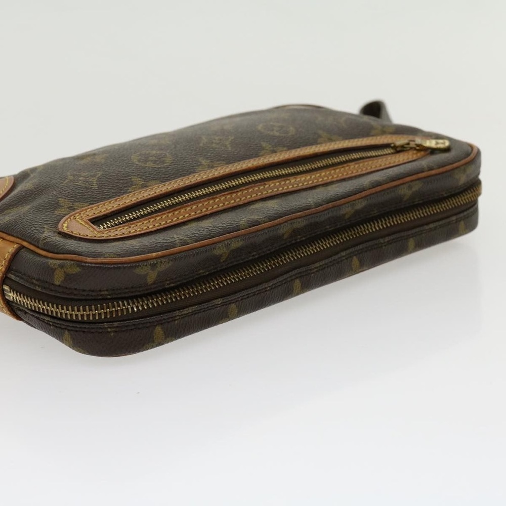 Louis Vuitton Marly Dragonne Clutch - Picture 8 of 17